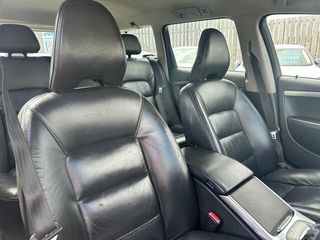 Volvo XC70 Estate 2.4 D5 Se Lux 2012 Blue #33