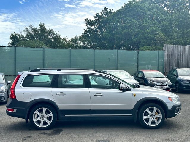Volvo XC70 Estate 2.4 D5 Se Lux 2012 Blue #7
