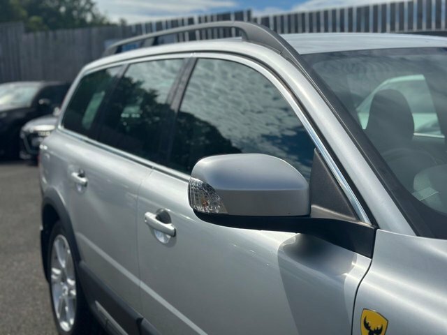 Volvo XC70 Estate 2.4 D5 Se Lux 2012 Blue #14