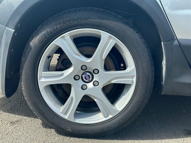 Volvo XC70 Estate 2.4 D5 Se Lux 2012 Blue #43