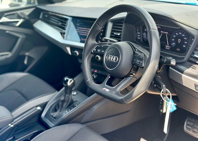 Audi A1 2.0 Tfsi 40 S Line Competition S Tronic Blue #2