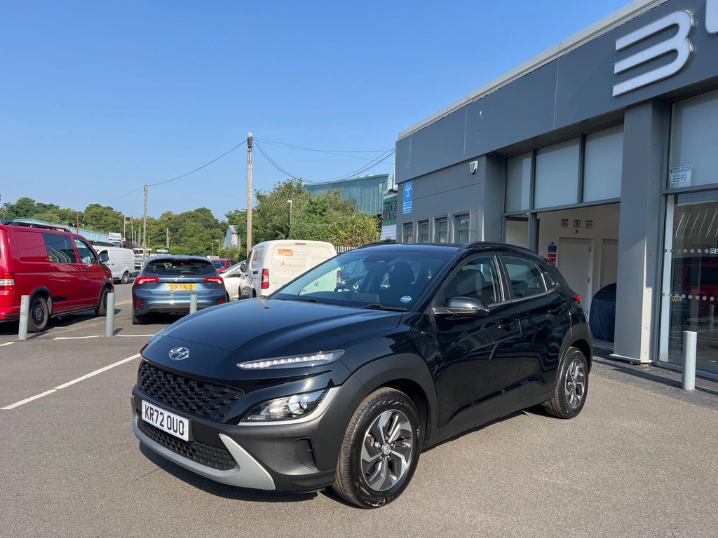 Hyundai Kona 1.6 H-gdi Se Connect Dct Euro 6 Ss Black #2