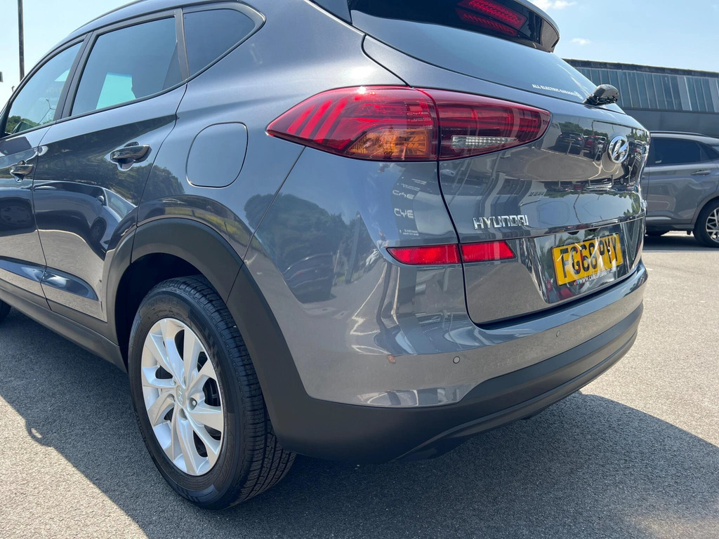 Hyundai Tucson 1.6 Gdi Blue Drive Se Nav Euro 6 Ss Grey #3