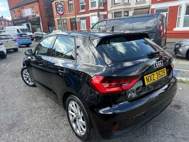 Audi A1 1.0 Tfsi 30 Sport Sportback S Tronic Eu NXZ3529 Black #5