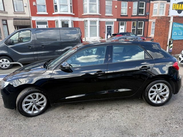 Audi A1 1.0 Tfsi 30 Sport Sportback S Tronic Eu NXZ3529 Black #6