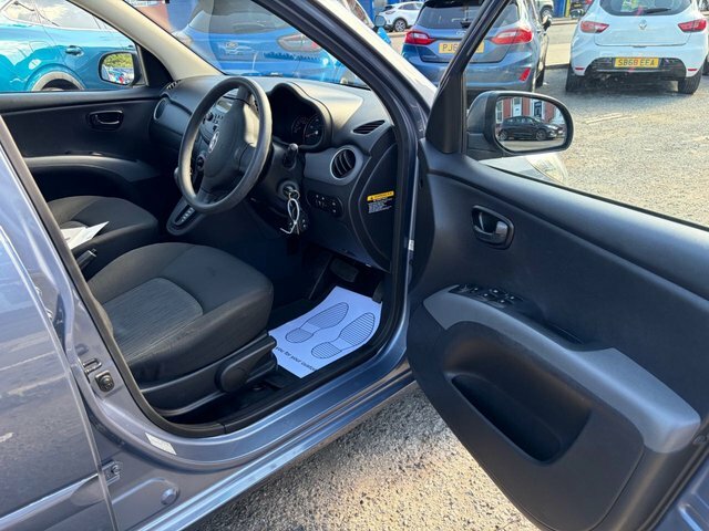 Hyundai I10 I10 Active White #12