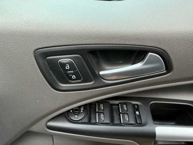Ford Tourneo Connect 1.5 Ecoblue 120 Zetec Powershift Silver #25