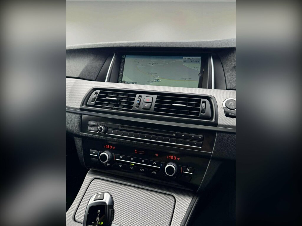 BMW 5 Series 2.0 520D M Sport Touring Euro 6 Ss YL14DVW Silver #6