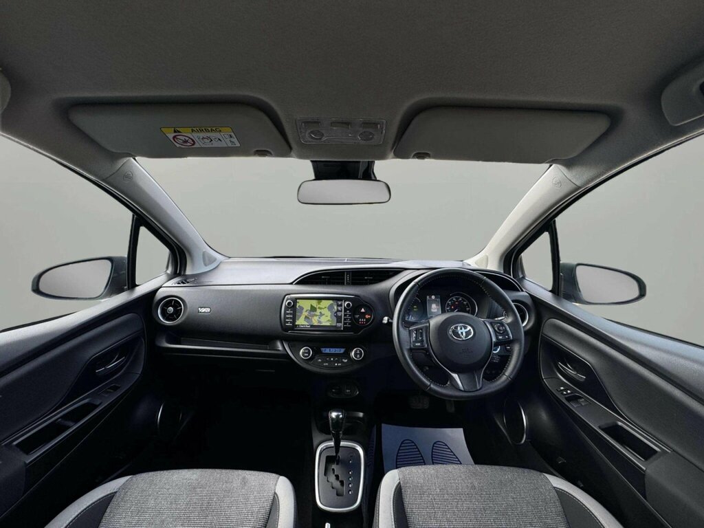 Toyota Yaris 1.5 Vvt-h Y20 Bi-tone E-cvt Euro 6 Ss YF20UYX White #4