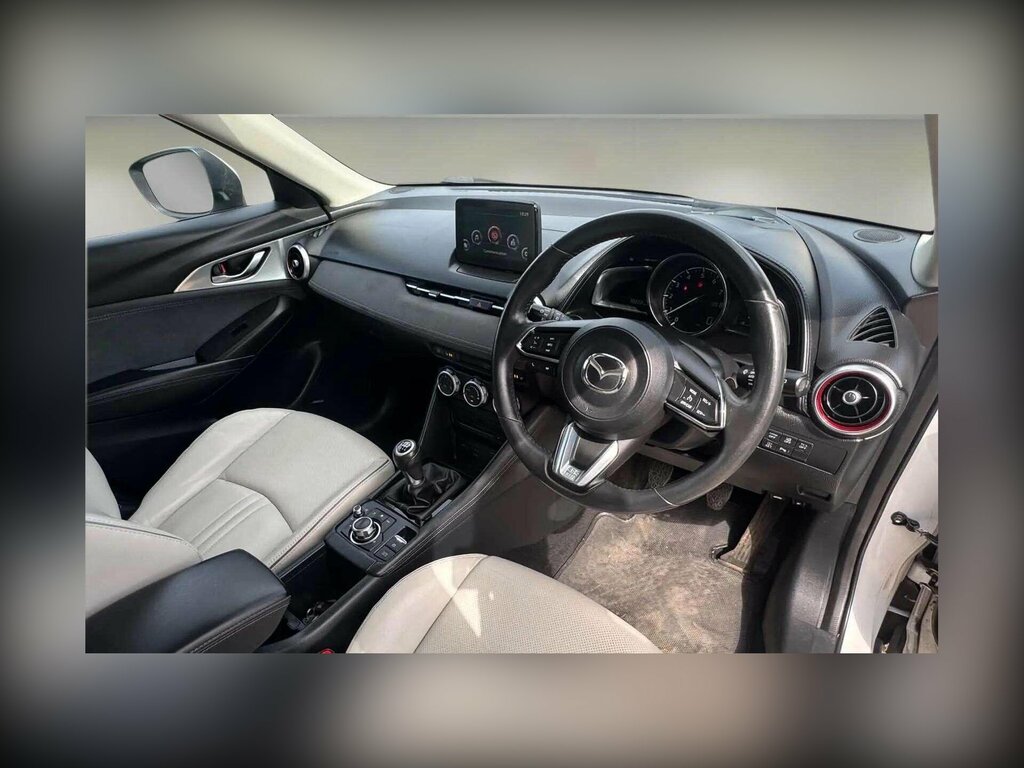 Mazda CX-3 2.0 Skyactiv-g Sport Nav Euro 6 Ss YH69FGM Silver #2