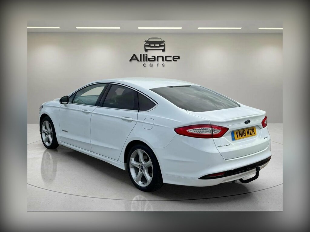 Ford Mondeo 2.0 Tivct Titanium Cvt Euro 6 Ss White #3