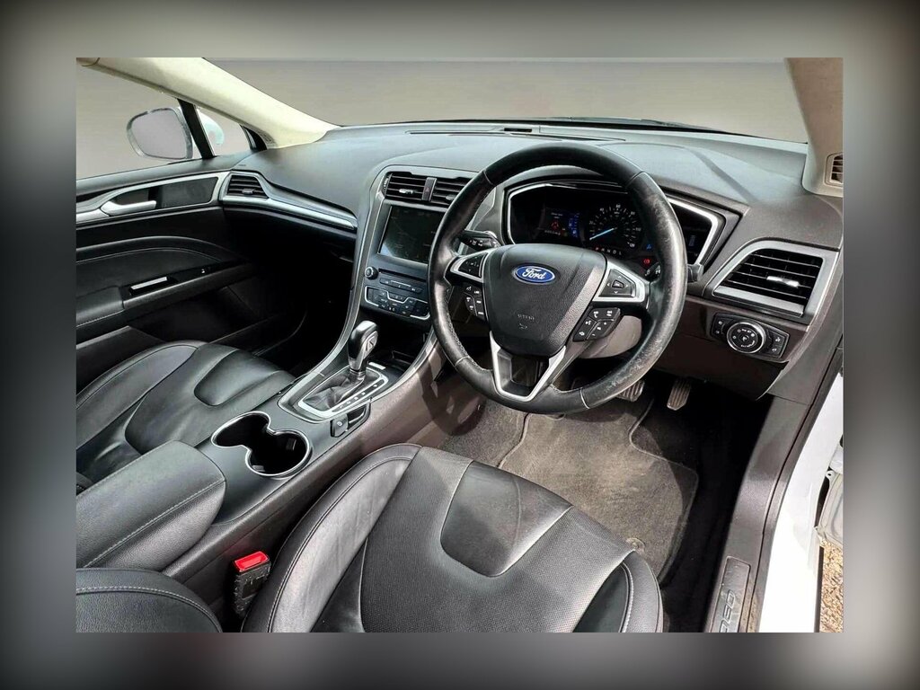 Ford Mondeo 2.0 Tivct Titanium Cvt Euro 6 Ss White #2