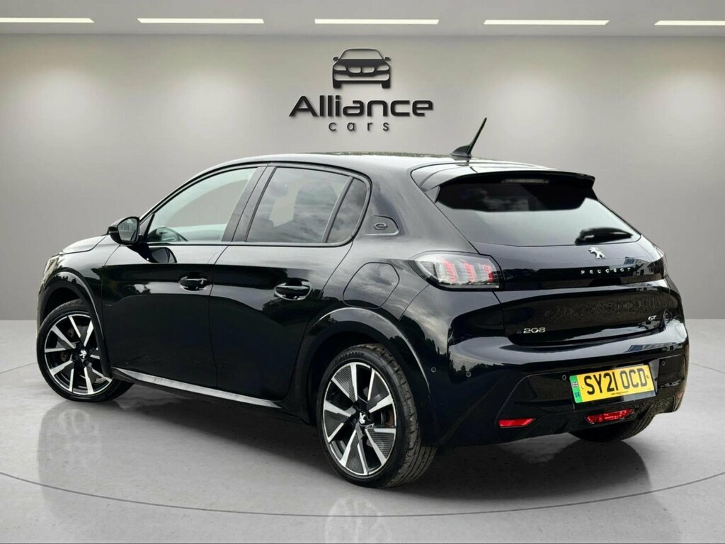 Peugeot e-208 50Kwh Gt Premium Black #3