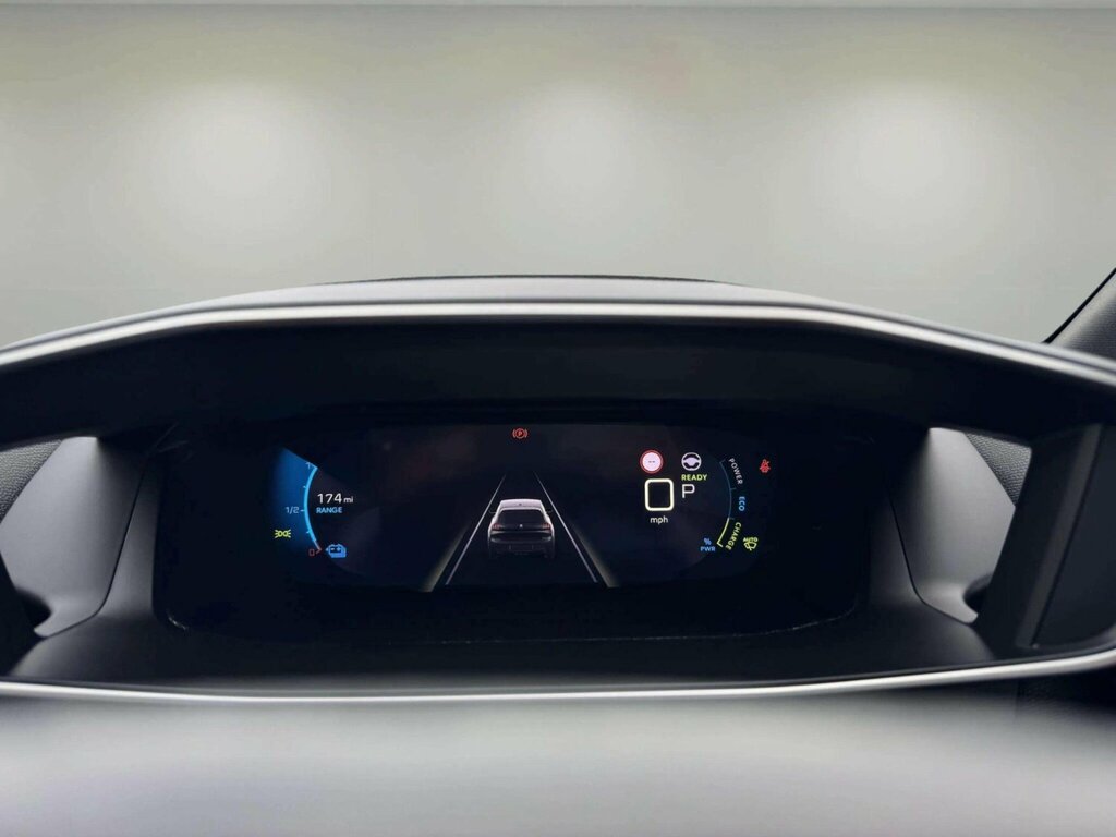 Peugeot e-208 50Kwh Gt Premium Black #5