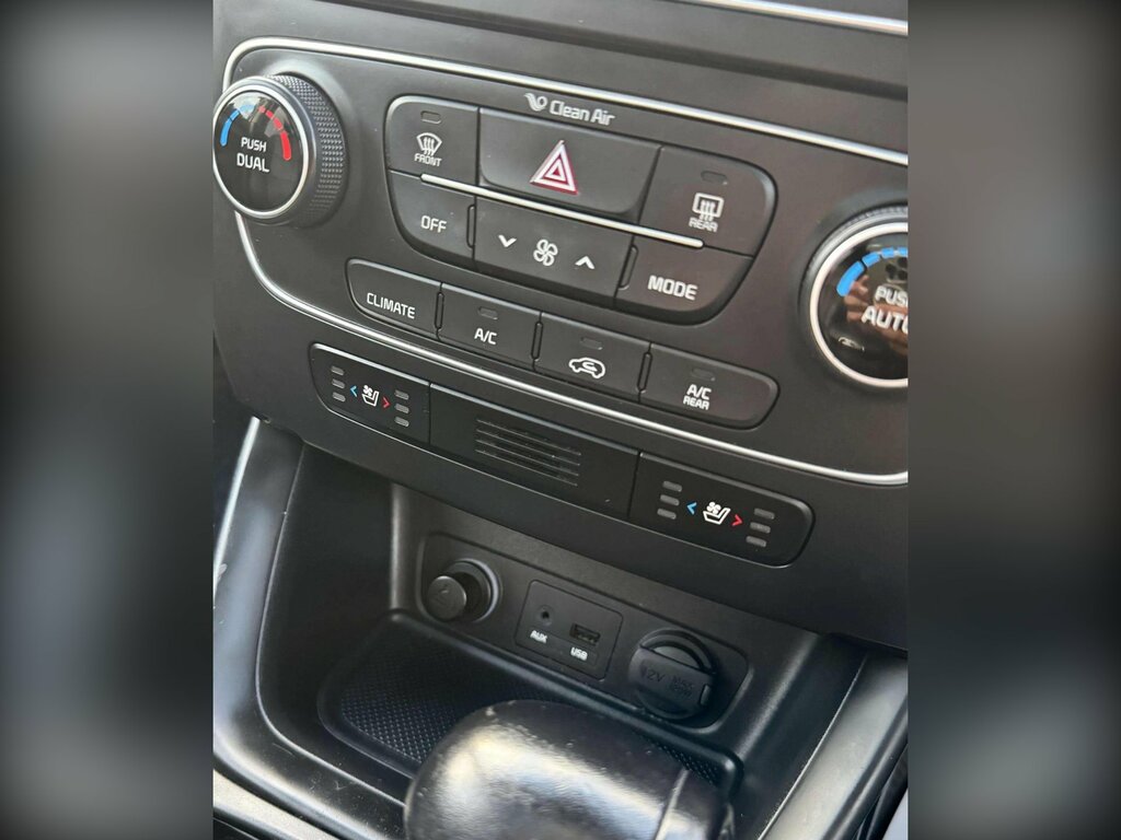 Kia Sorento  Silver #56