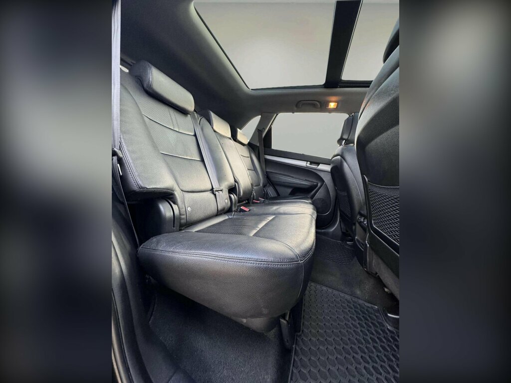 Kia Sorento  Silver #52