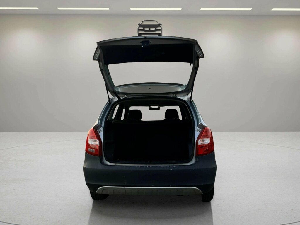 Skoda Fabia Hatchback Silver #17