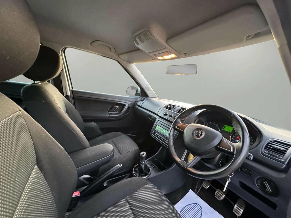 Skoda Fabia 1.2 Tsi Scout Euro 5 Silver #2