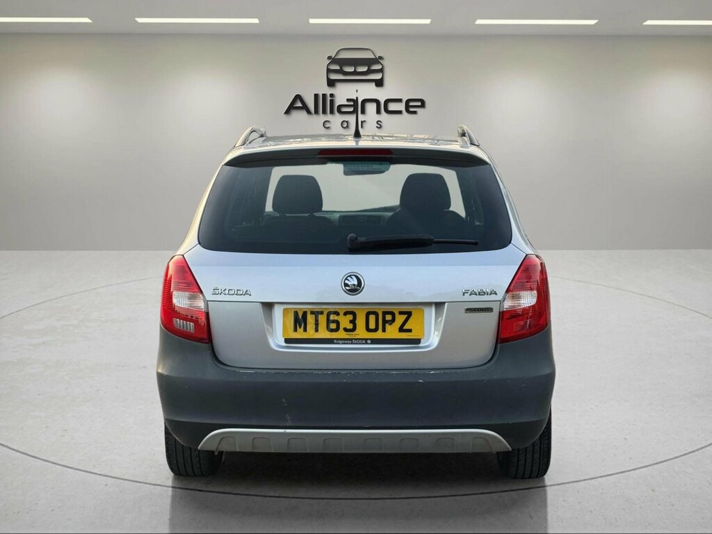 Skoda Fabia Hatchback Silver #15
