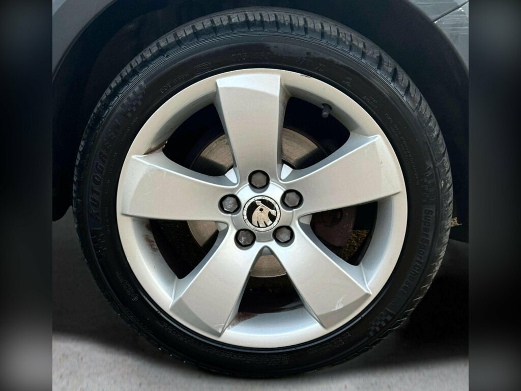 Skoda Fabia Hatchback Silver #58