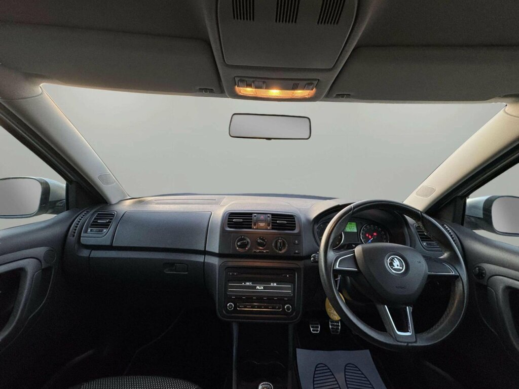 Skoda Fabia 1.2 Tsi Scout Euro 5 Silver #4