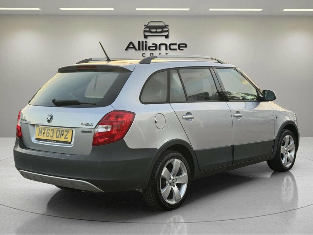 Skoda Fabia Hatchback Silver #12