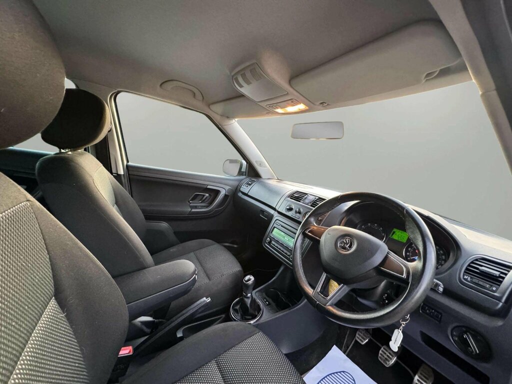 Skoda Fabia Hatchback Silver #27