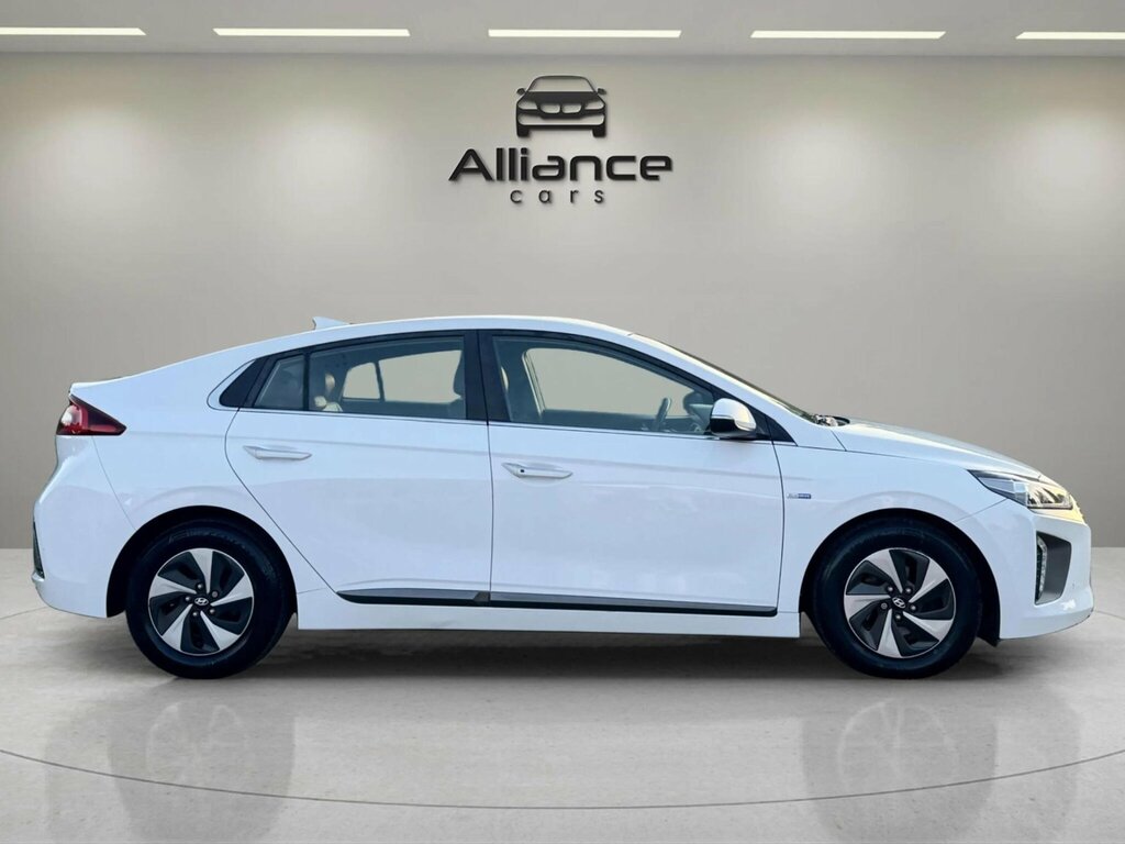 Hyundai Ioniq Premium Silver #12