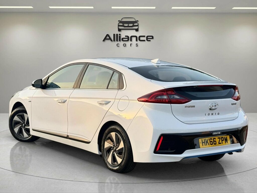 Hyundai Ioniq Premium Silver #14