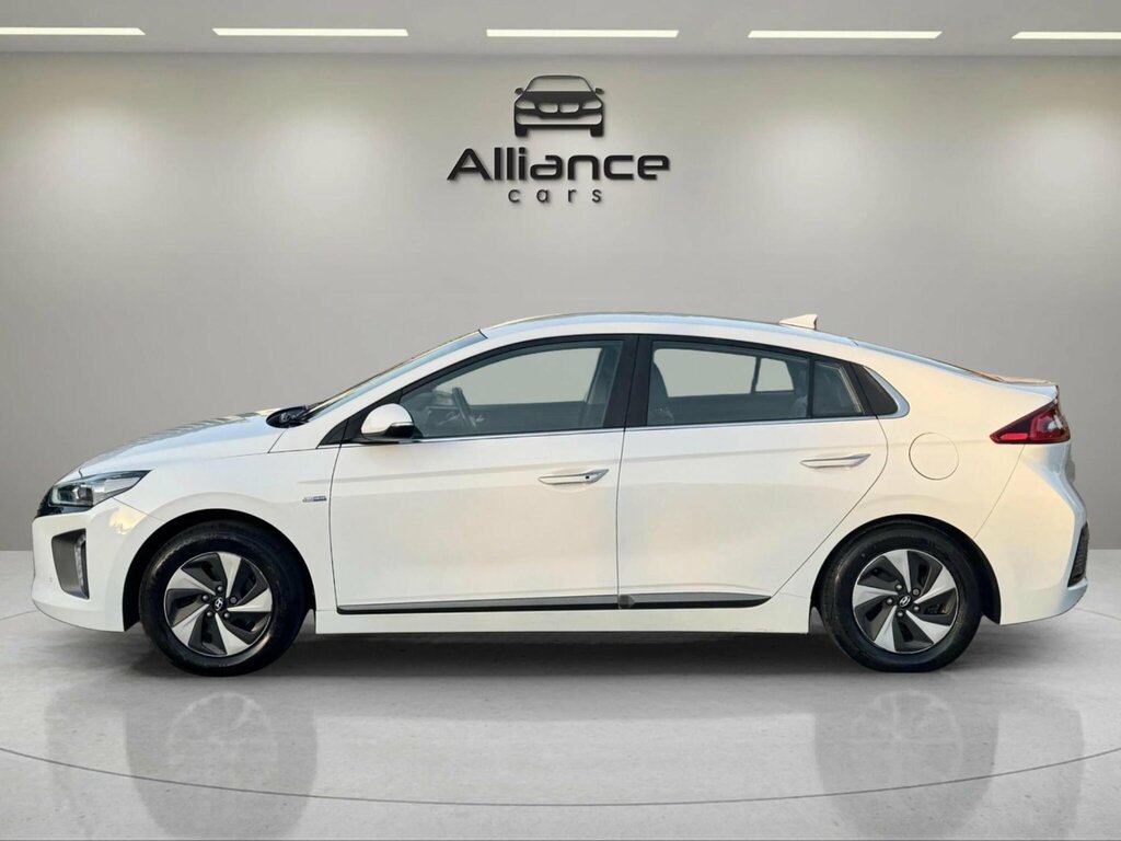 Hyundai Ioniq Premium Silver #11