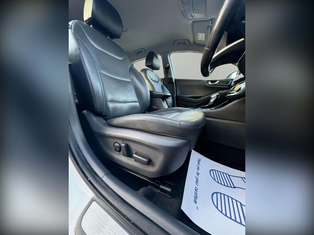 Hyundai Ioniq Premium Silver #25