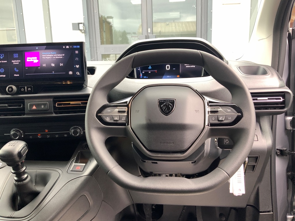 Peugeot Partner 1.5 Professional Plus Panel Van 6Dr  #18