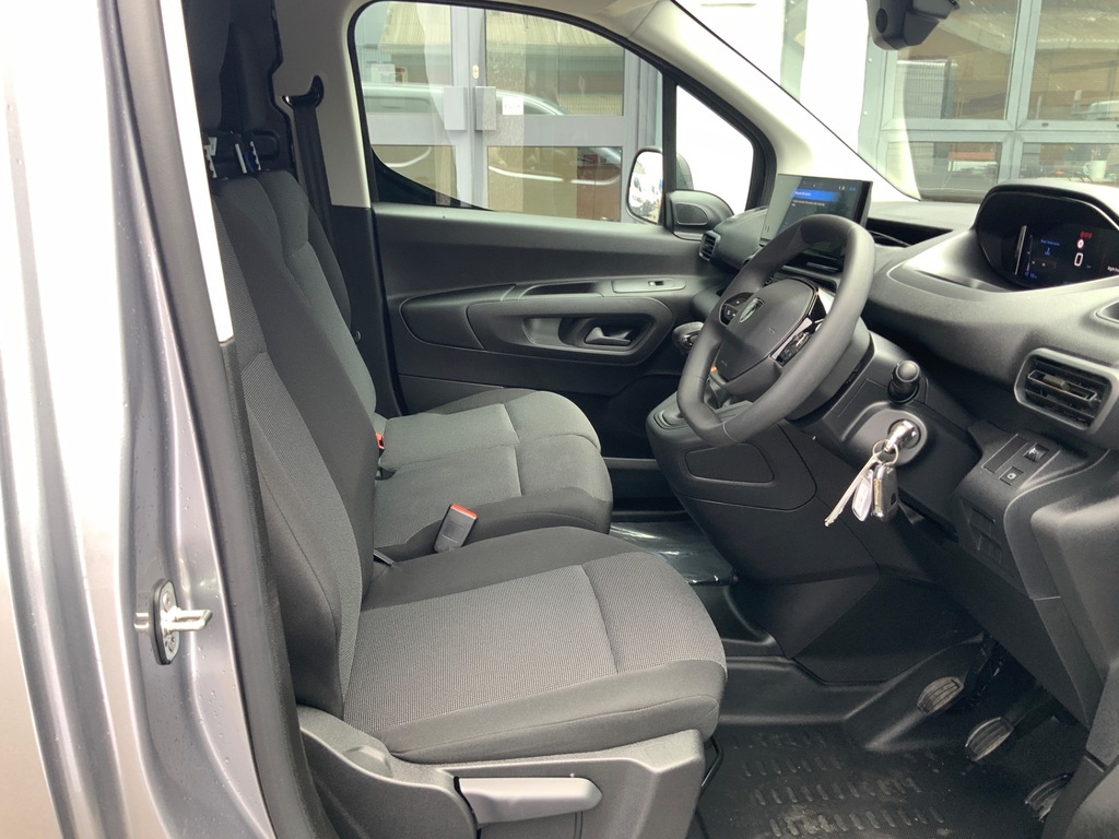 Peugeot Partner 1.5 Professional Plus Panel Van 6Dr  #11
