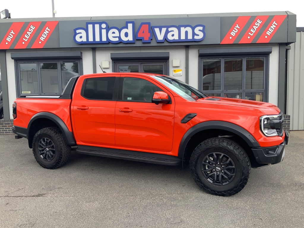 Ford Ranger 2.0 Ecoblue Raptor Pickup Double Cab Code Orang Orange