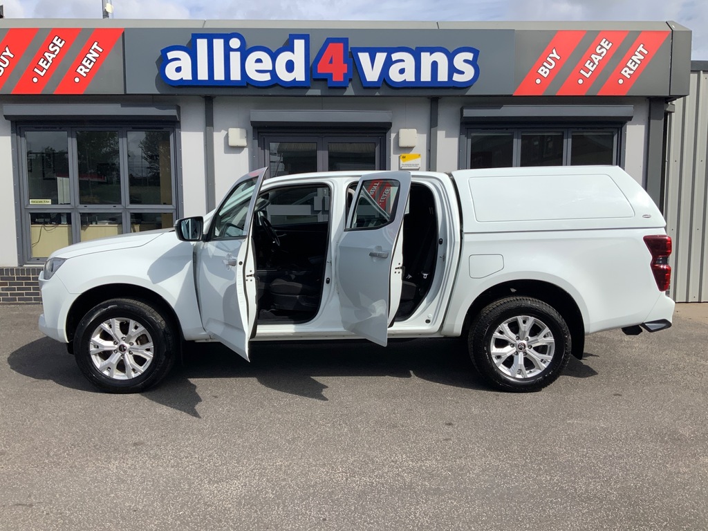 Isuzu D-Max 1.9 V-cross Double Cab 4X4  #9