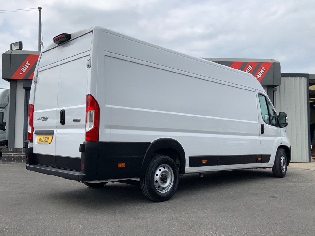 Fiat Ducato 2.2 Multijet Dropside 140 White #30