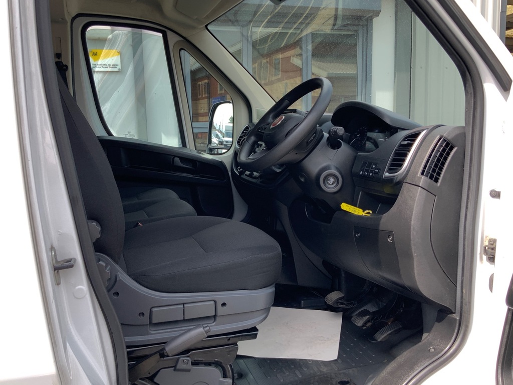 Fiat Ducato 2.2 Multijet Dropside 140 White #18