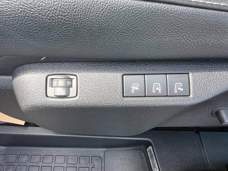 Peugeot Traveller 2L Active Black #28