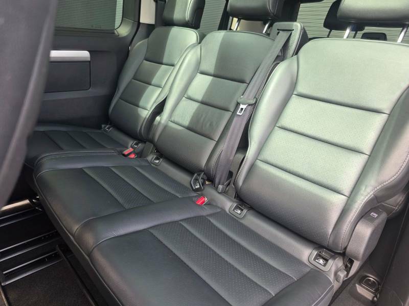Peugeot Traveller 2L Active Black #22