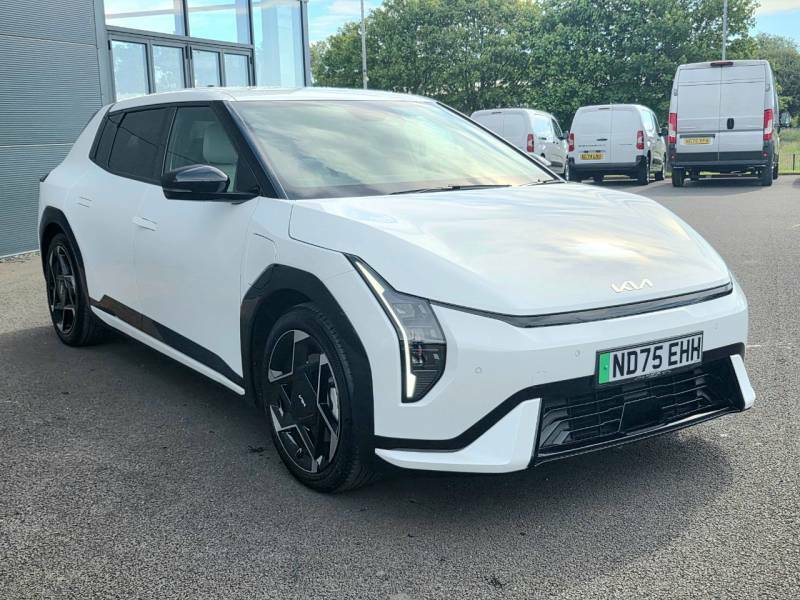 Kia EV4 150Kw Gt-line 81Kwh White #3