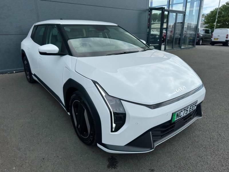 Kia EV4 150Kw Air 81Kwh White