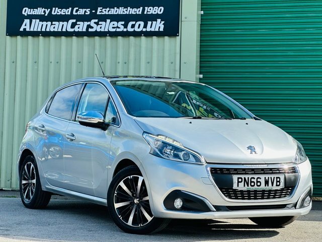 Peugeot 208 1.2 Puretech Allure Premium Hatchback M Silver