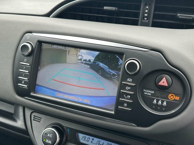 Toyota Yaris Icon Tech Blue #10