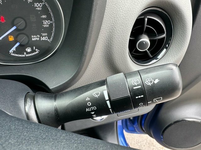 Toyota Yaris Icon Tech Blue #25