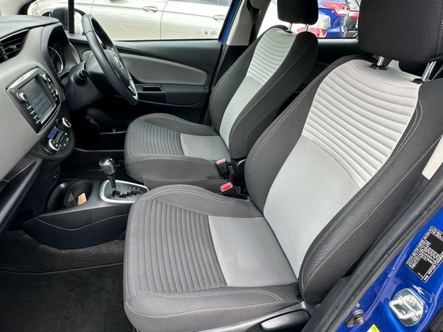 Toyota Yaris Icon Tech Blue #8