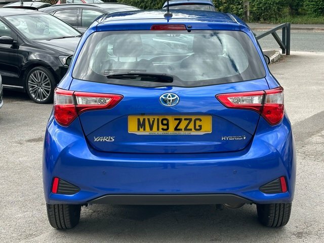 Toyota Yaris Icon Tech Blue #39