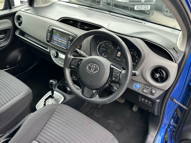Toyota Yaris Icon Tech Blue #28
