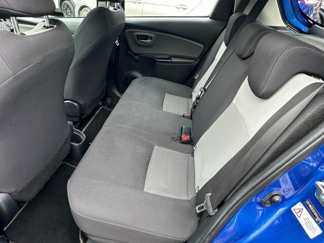 Toyota Yaris Icon Tech Blue #9