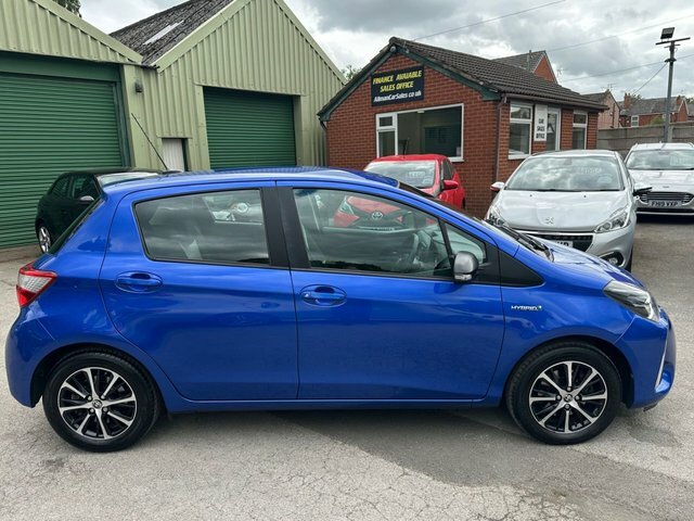 Toyota Yaris 1.5 Vvt-h Icon Tech Hatchback Hybrid E- Blue #5