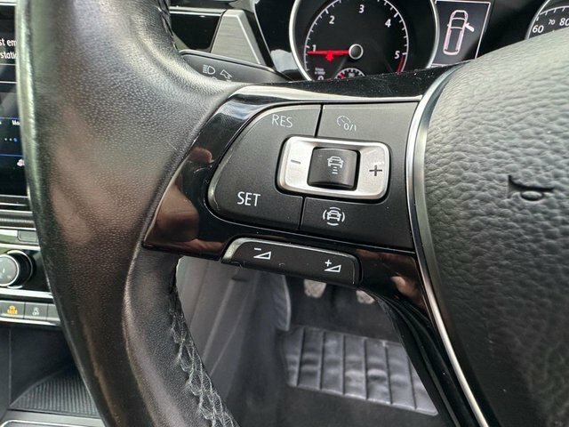 Volkswagen Touran Sel Black #26